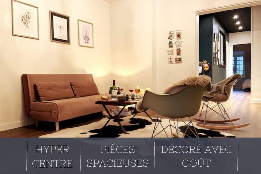 Grand Appartement Place Saint-Pierre, Proche Chateau De Saumur Et Bord De Loire" Exterior foto